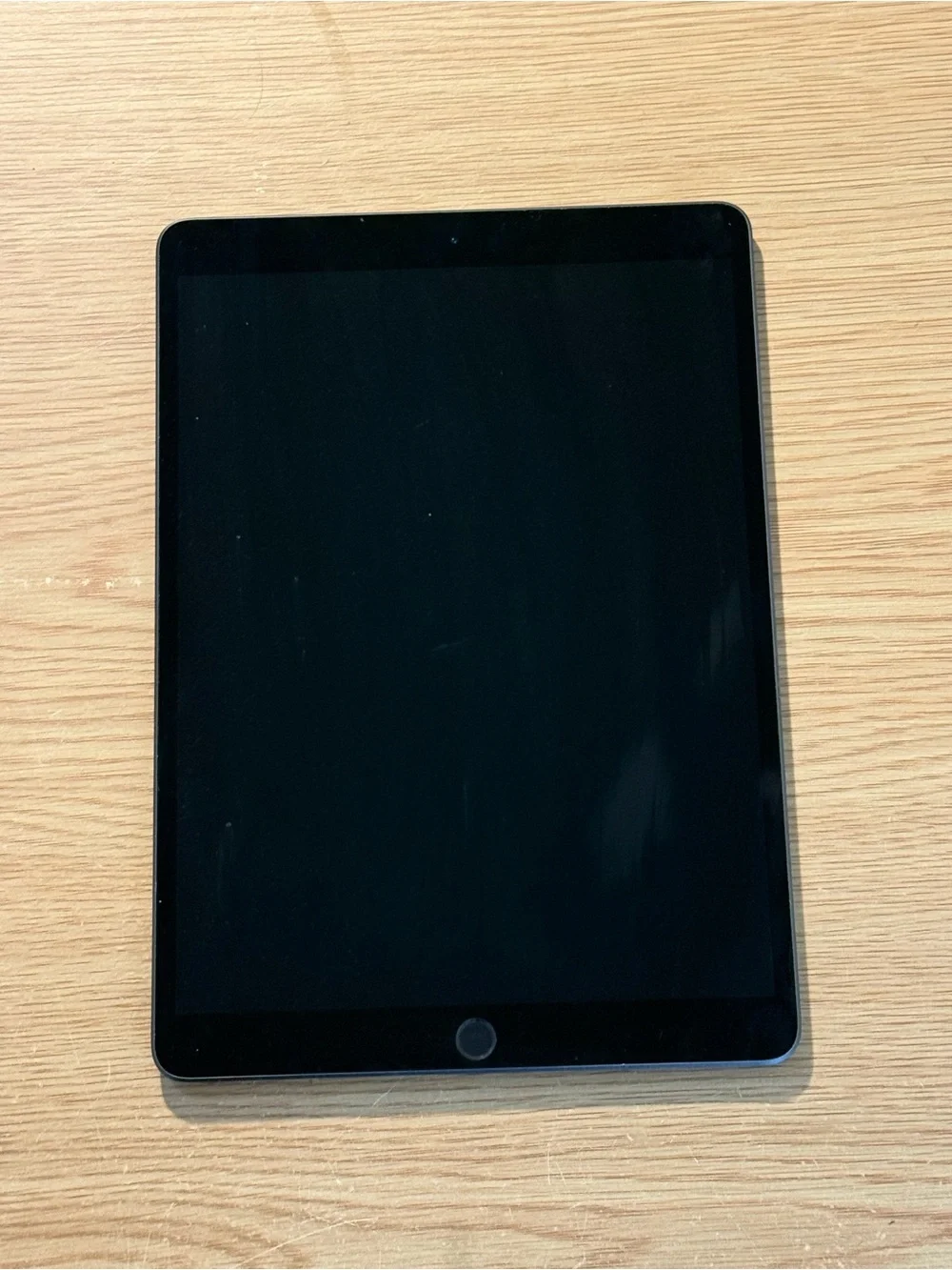 iPad Air 3 (64GB Wi-Fi) + Apple Pencil (Read Description)